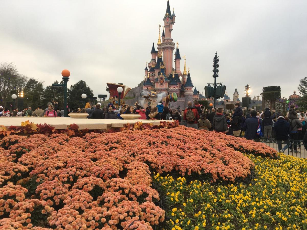 F&B'S Garden 10 Min Disneyland Paris Montry Buitenkant foto